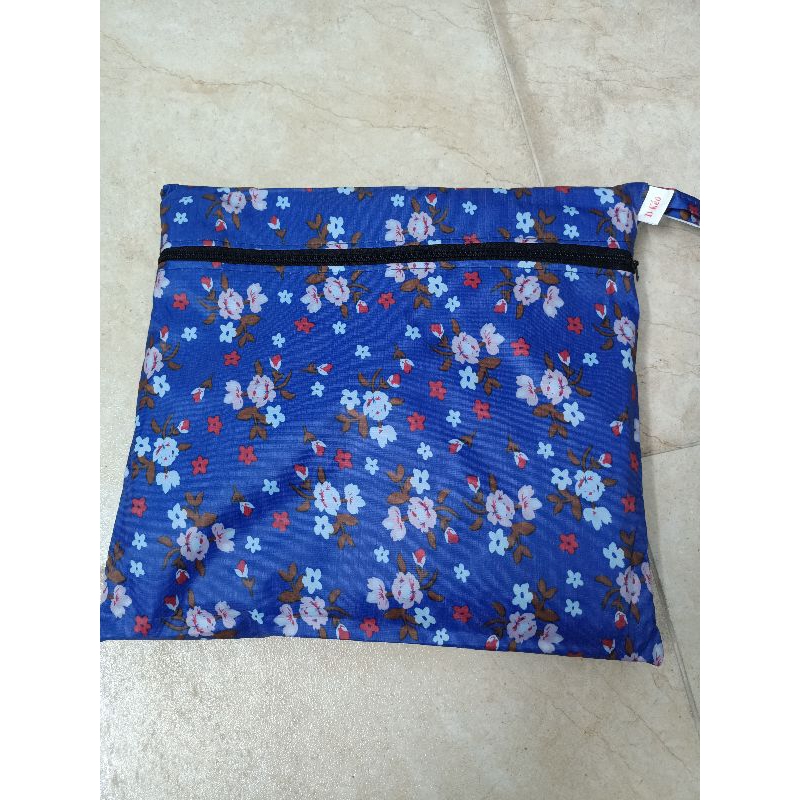 Áo mưa dây kéo hình bông ,sọc..