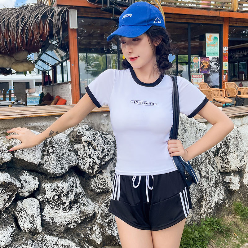 Đồ bơi đi biển kín đáo LUHAZO set 2 chi tiết quần 2 lớp dày dặn cạp cao che bụng mỡ phong cách thể thao 8039 C-22