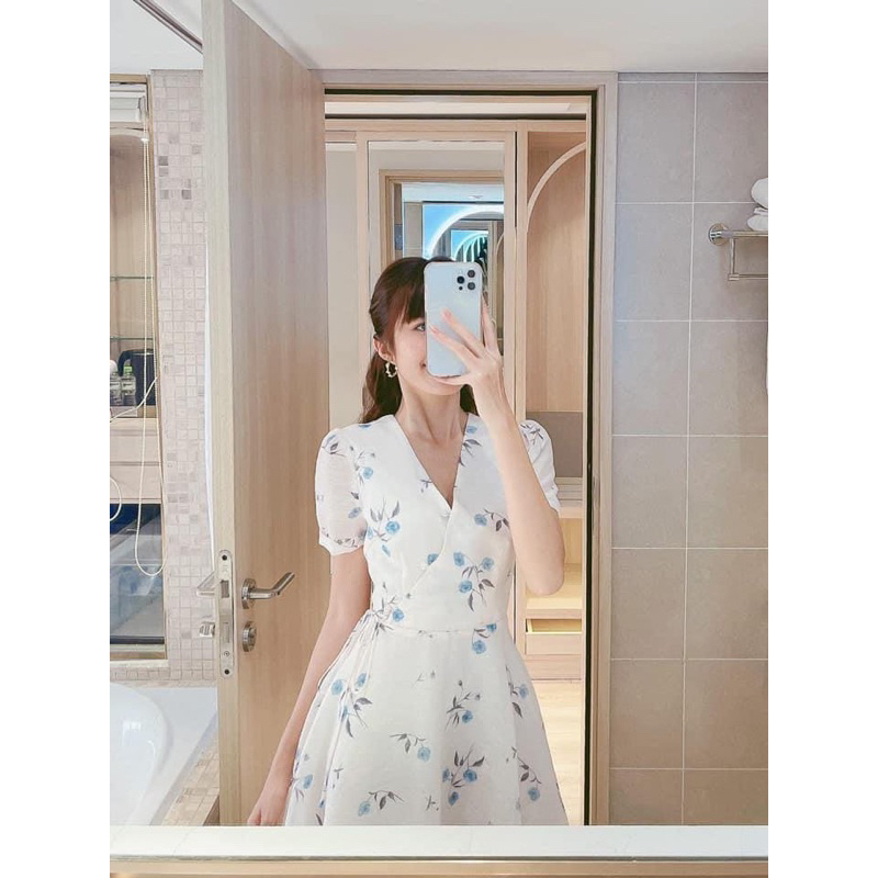 Váy Lép hoa sz M có cột eo mới tinh như mới  mdks