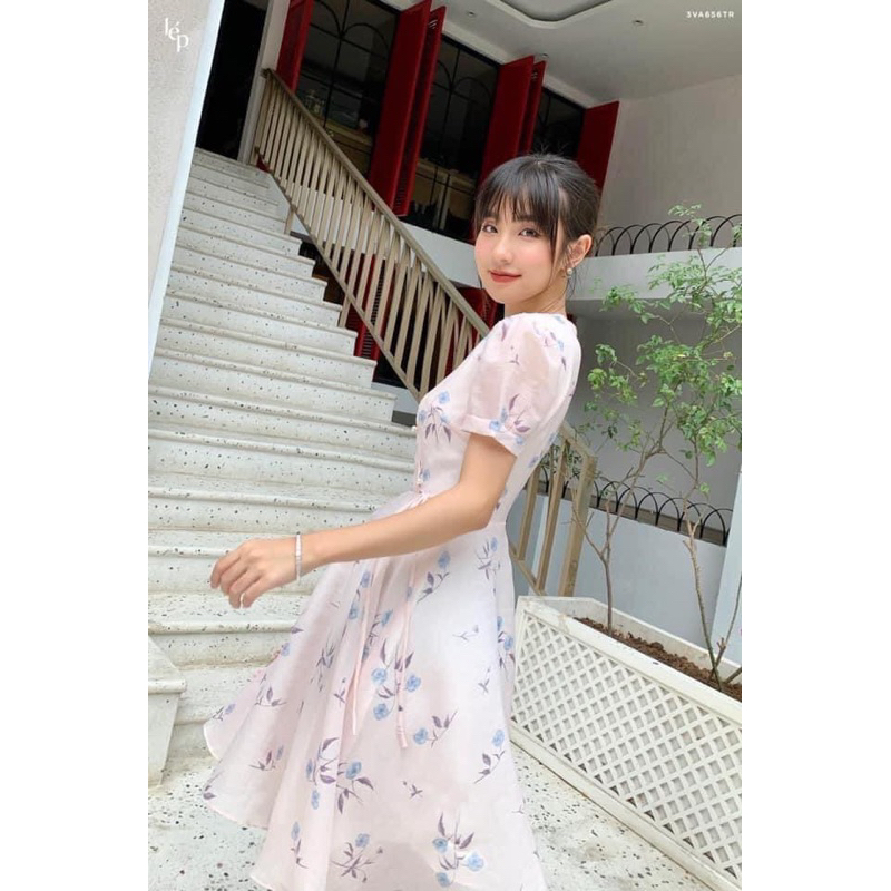 Váy Lép hoa sz M có cột eo mới tinh như mới  mdks