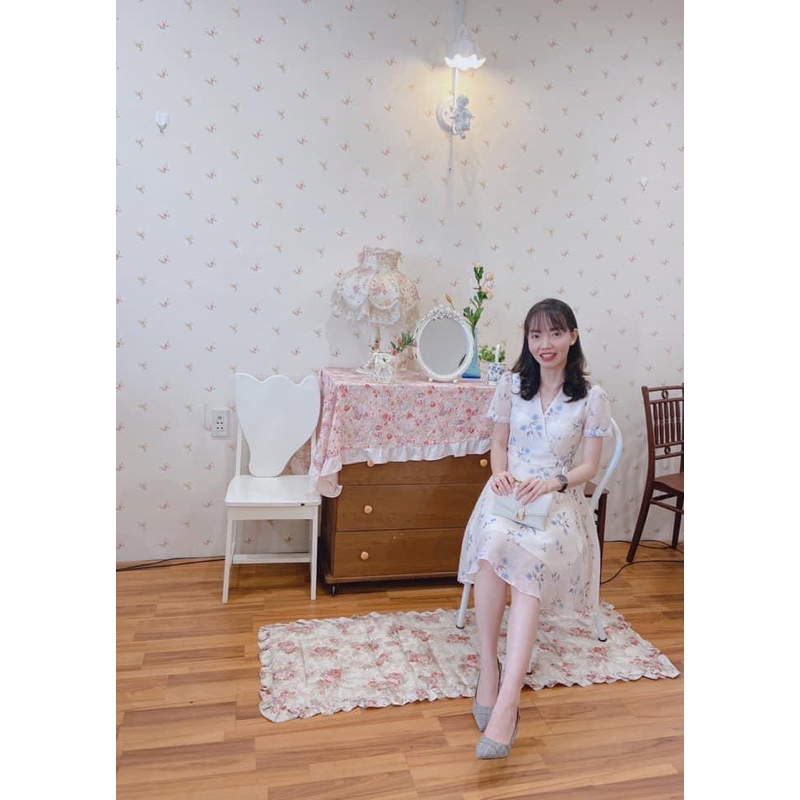 Váy Lép hoa sz M có cột eo mới tinh như mới  mdks