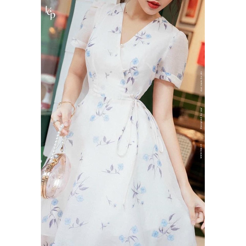 Váy Lép hoa sz M có cột eo mới tinh như mới  mdks