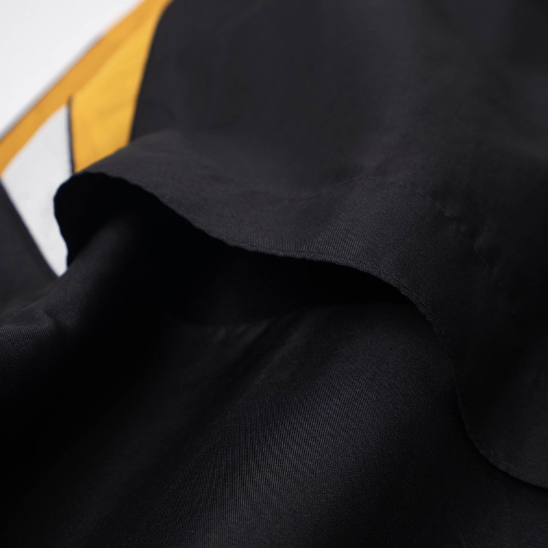 Áo khoác dù BLISH 2.0 màu đen - phối vàng/trắng.