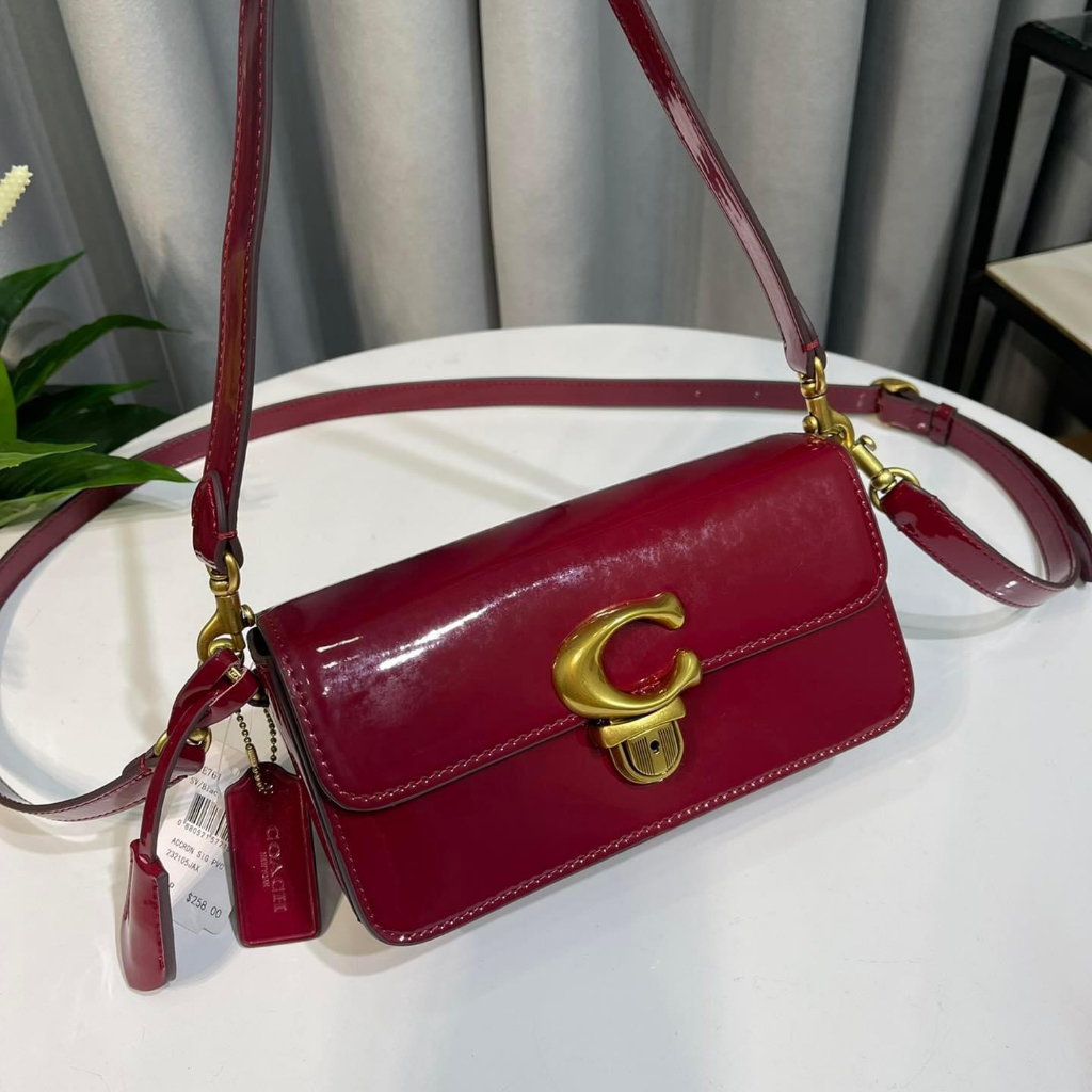 Túi C STUDIO BAGUETTE BAG CE761