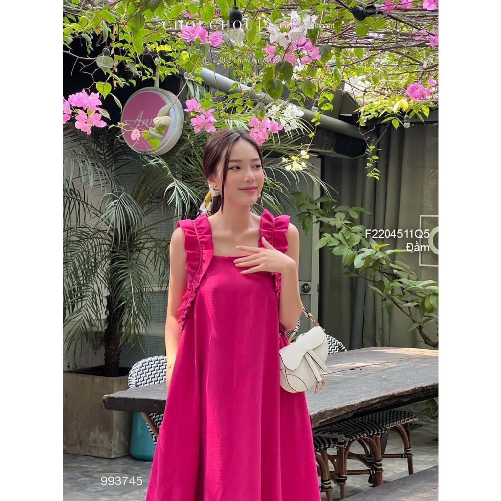 Đầm thô dáng suông sát nách phối bèo