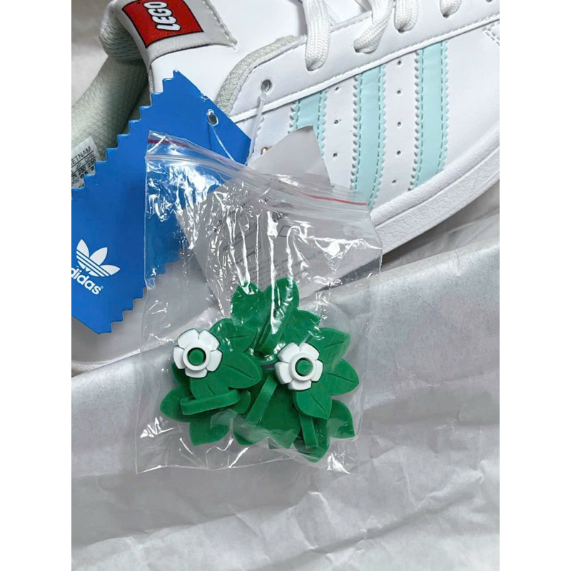 Giày sneaker superstar 2023 trắng mũi xanh pastel