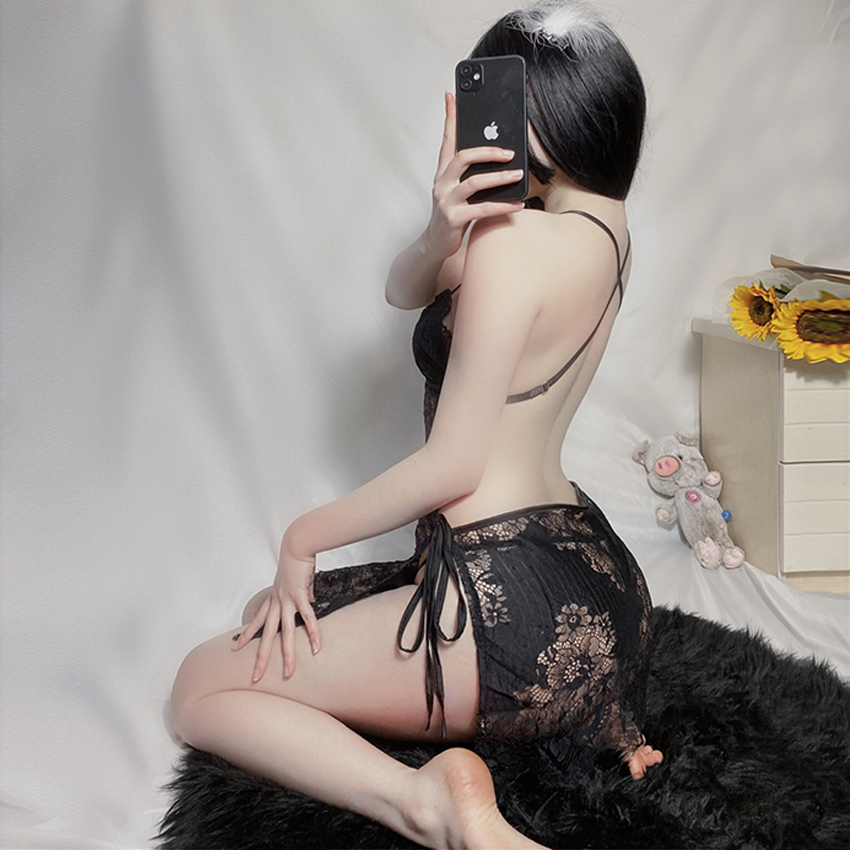 Váy ngủ ren hở lưng xẻ tà dây rút siêu quyến rũ DA09