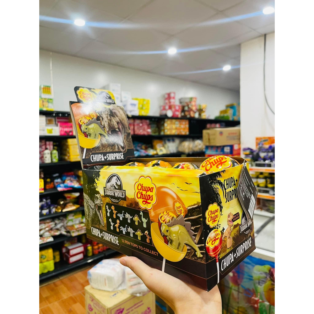 Kẹo Mút Kèm Đồ Chơi Khủng Long Chupa Chups Surpirse Jurassic World 12gr - Tây Ban Nha