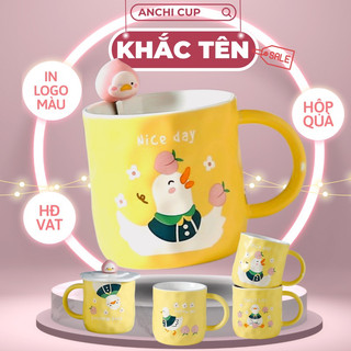 [KHẮC TÊN] Cốc sứ VỊT VUI VẺ - HÌNH THẬT, ly sứ IN HÌNH THEO YÊU CẦU CÓ NẮP và THÌA ,dung tích 450ml, HỘP QUÀ TẶNG