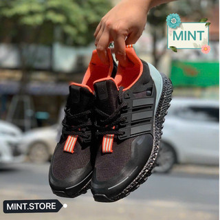Giày sneaker ultraboost TRIP đen cam
