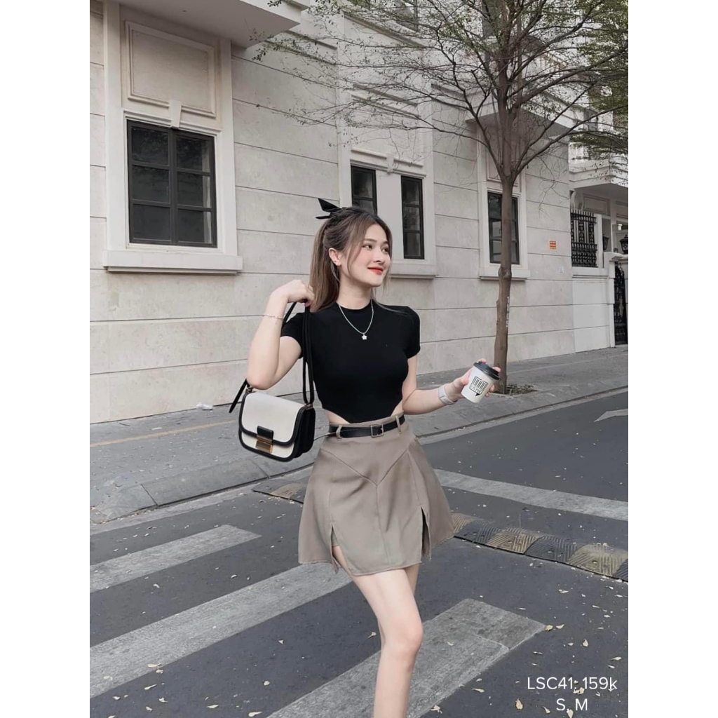 Set chân váy xẻ áo thun croptop vạt bầu phong cách năng động hottren CHIBEST LSC41