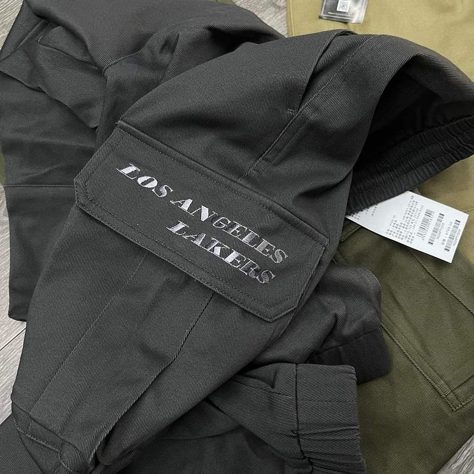 Quần dài nam jogger NBA chất liệu kaki độ dày vừa phải , co dãn thoải mái