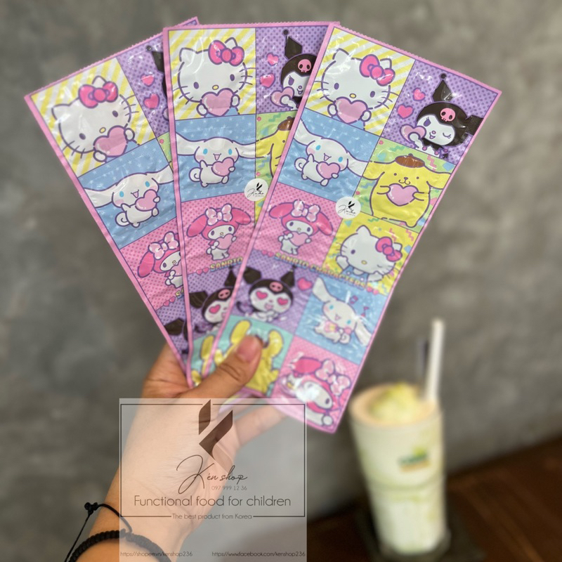 Kẹo vitamin Sanrio dạng vỉ cho bé