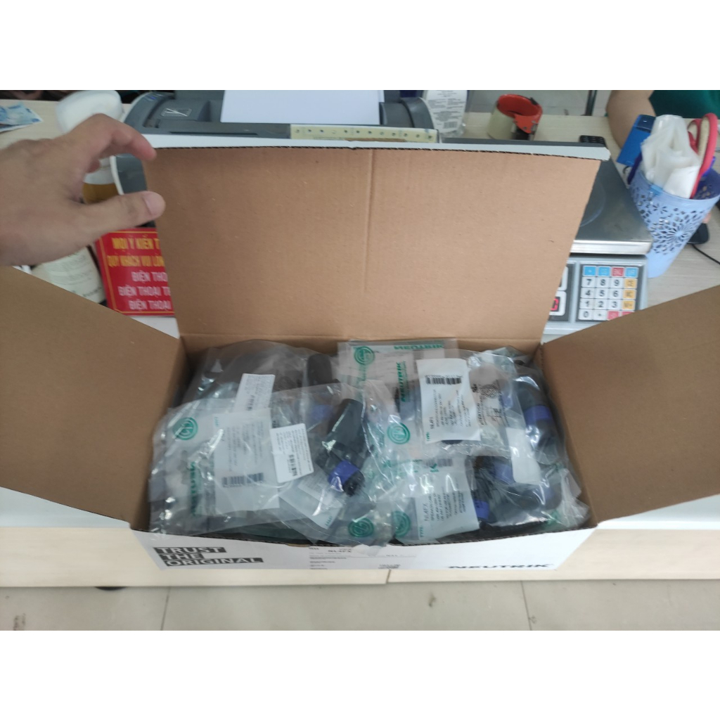 Jack loa neutrik speakon NL4FX chính hãng sản xuất Châu Âu