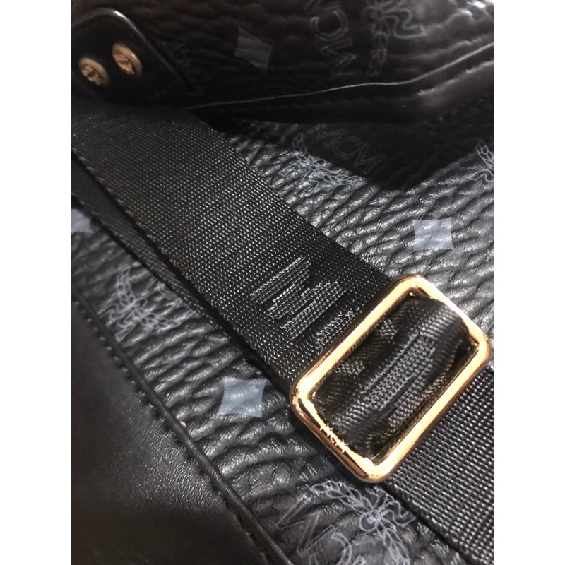 Balo mcm đen hãng sx hàn 35cm