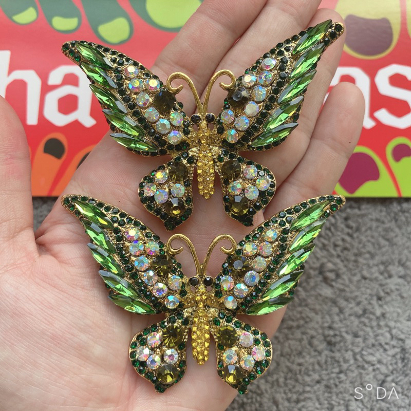 Bộ 2 Charm chúa gắn dép lào nữ