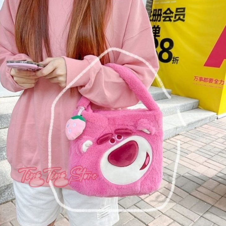 Túi xách gấu dâu có khóa kéo dễ thương kèm charm trái dâu mẫu mới _ Ting Ting