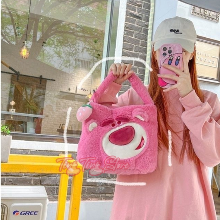 Túi xách gấu dâu có khóa kéo dễ thương kèm charm trái dâu mẫu mới _ Ting Ting