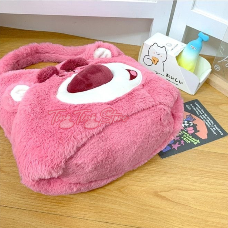 Túi xách gấu dâu có khóa kéo dễ thương kèm charm trái dâu mẫu mới _ Ting Ting