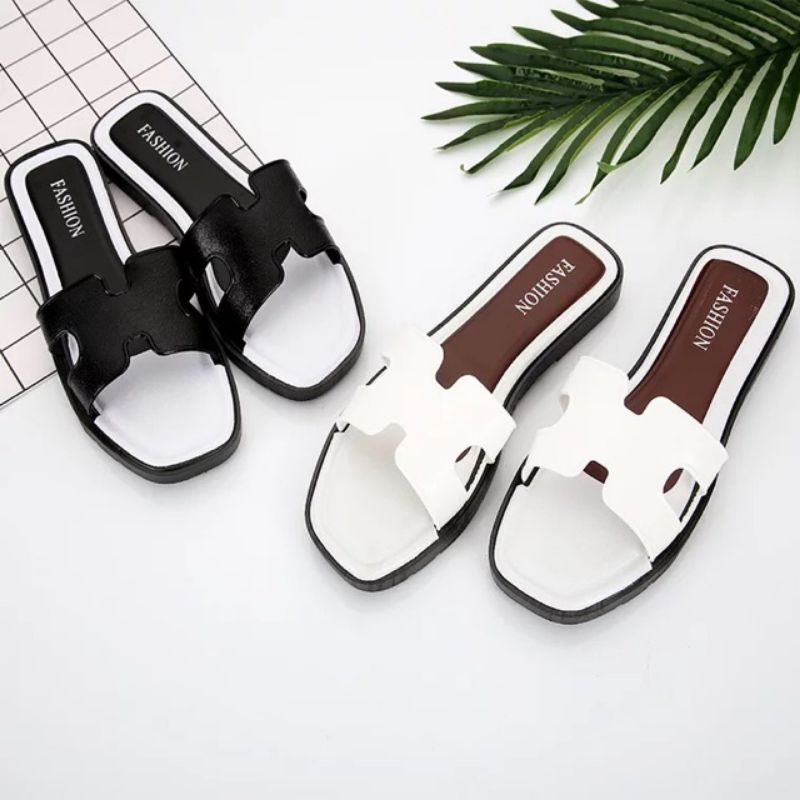 Dép nữ chữ H đế 2,5cm phong cách dành cho nữ