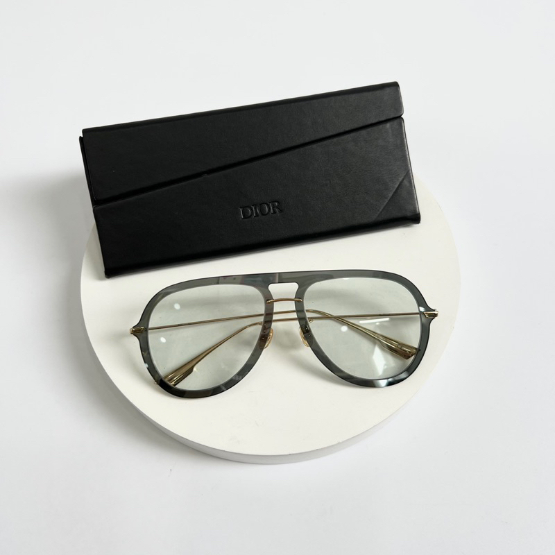 Mắt kính Dior xám chính hãng