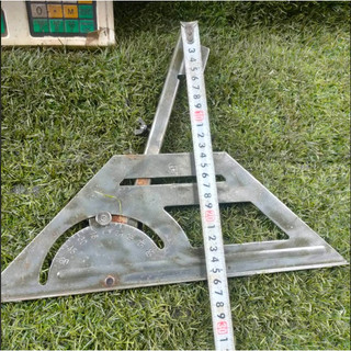 Thước ke có đo độ hàng Nhật bãi
