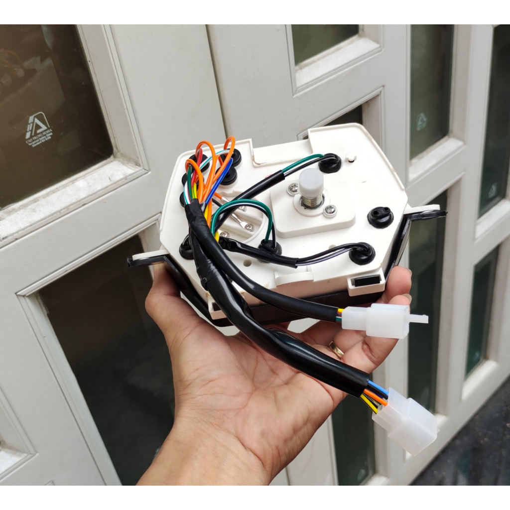 Đồng hồ -Royal-Crystal xe viva