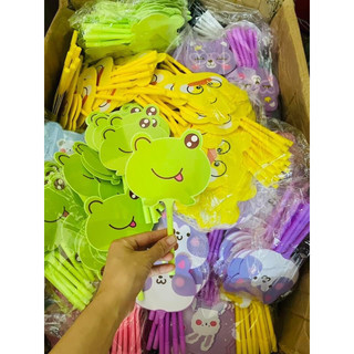 Bút bi nước kèm quạt