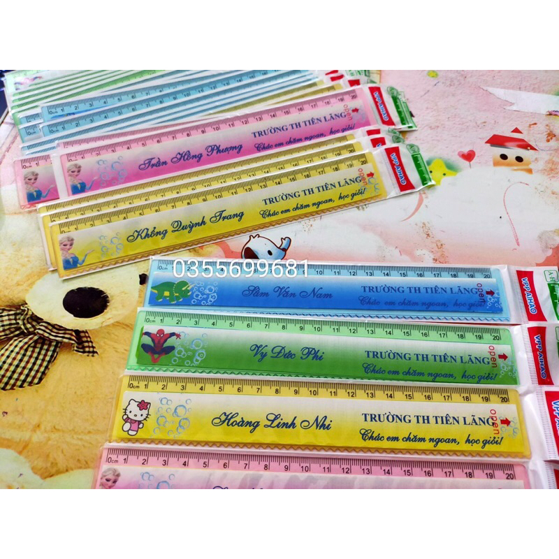 Nhận in tên thước nhựa làm quà kỉ niệm