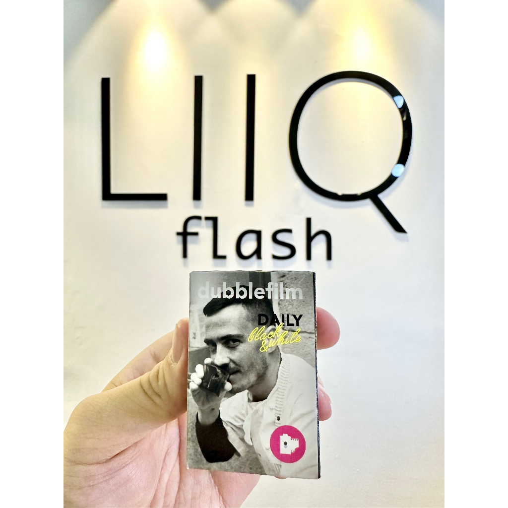 Phim Dubblefilm Daily B&W ISO 400, Đen Trắng B&W, 135/35mm x 36 Kiểu, In Date Cho Máy Chụp Ảnh Film - LIIQ Flash