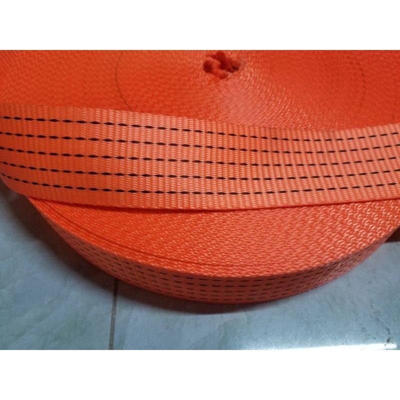 Dây đai chằng hàng bản 5 phân  1.8mm polyester giá tính mét