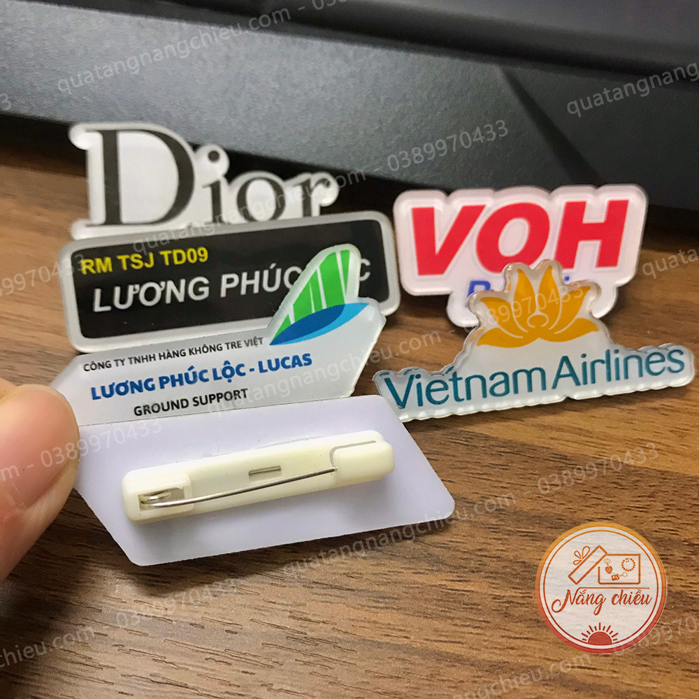 Huy hiệu ghim cài mica - Huy hiệu cài áo cho nhân viên, gắn balo - in logo doanh nghiệp, công ty theo yêu cầu
