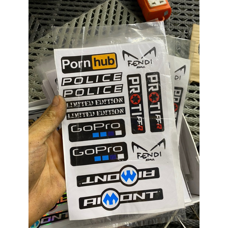 Tem dán xe máy stick 13skil