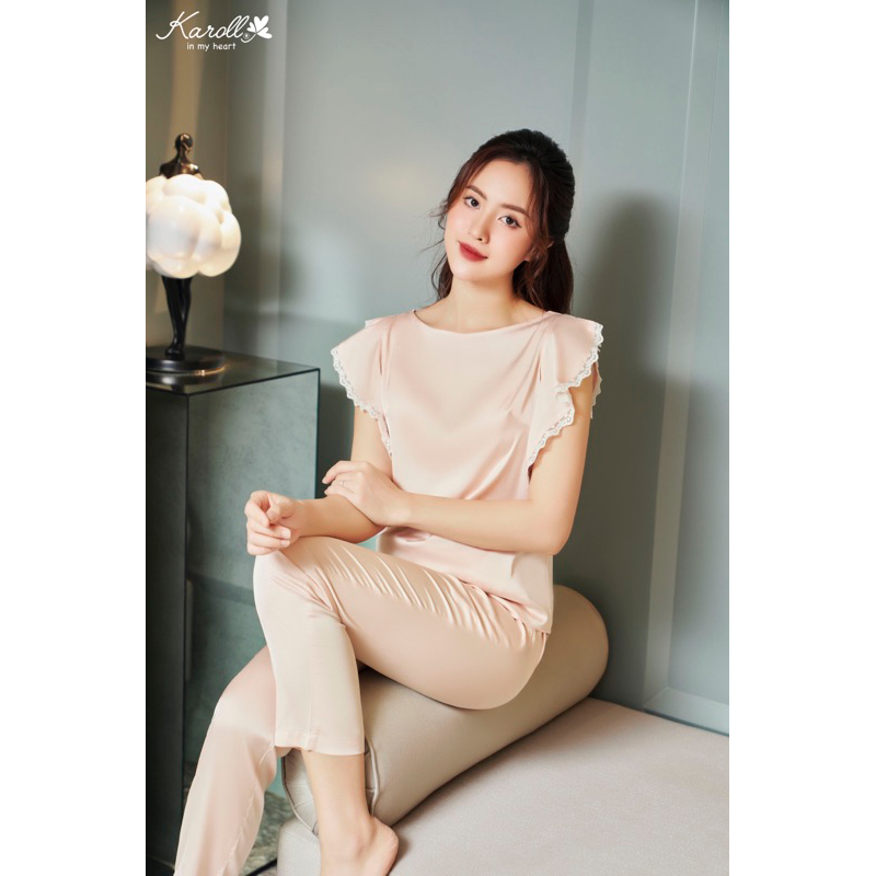 Đồ bộ nữ mặc nhà Jcvcoll - Karoll NH23.016 LỤA 1 MÀU ÁO SN BÈO. QD