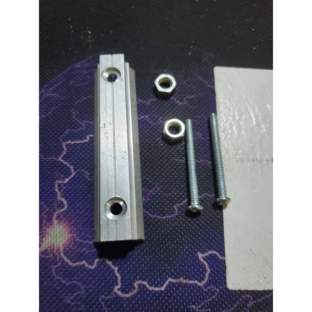 RAY CHẾ NÁ KÈM 2 ỐC ECU ĐỆM RAY