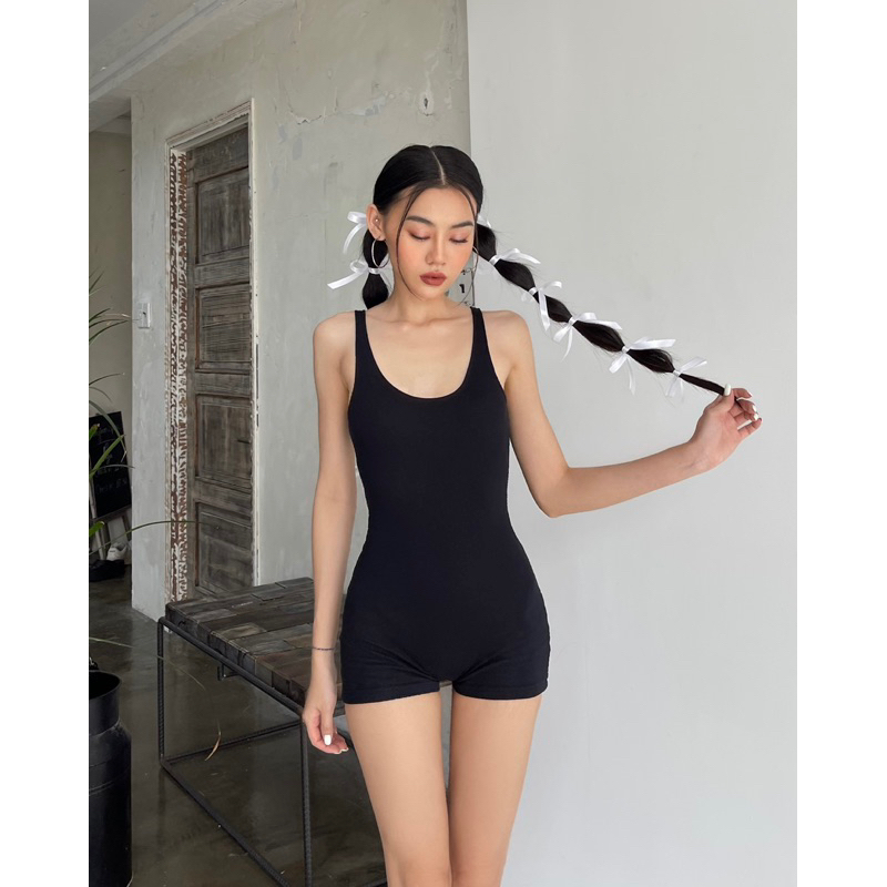 Đồ liền thân Jumpsuit Khoét Lưng | 3DOTS