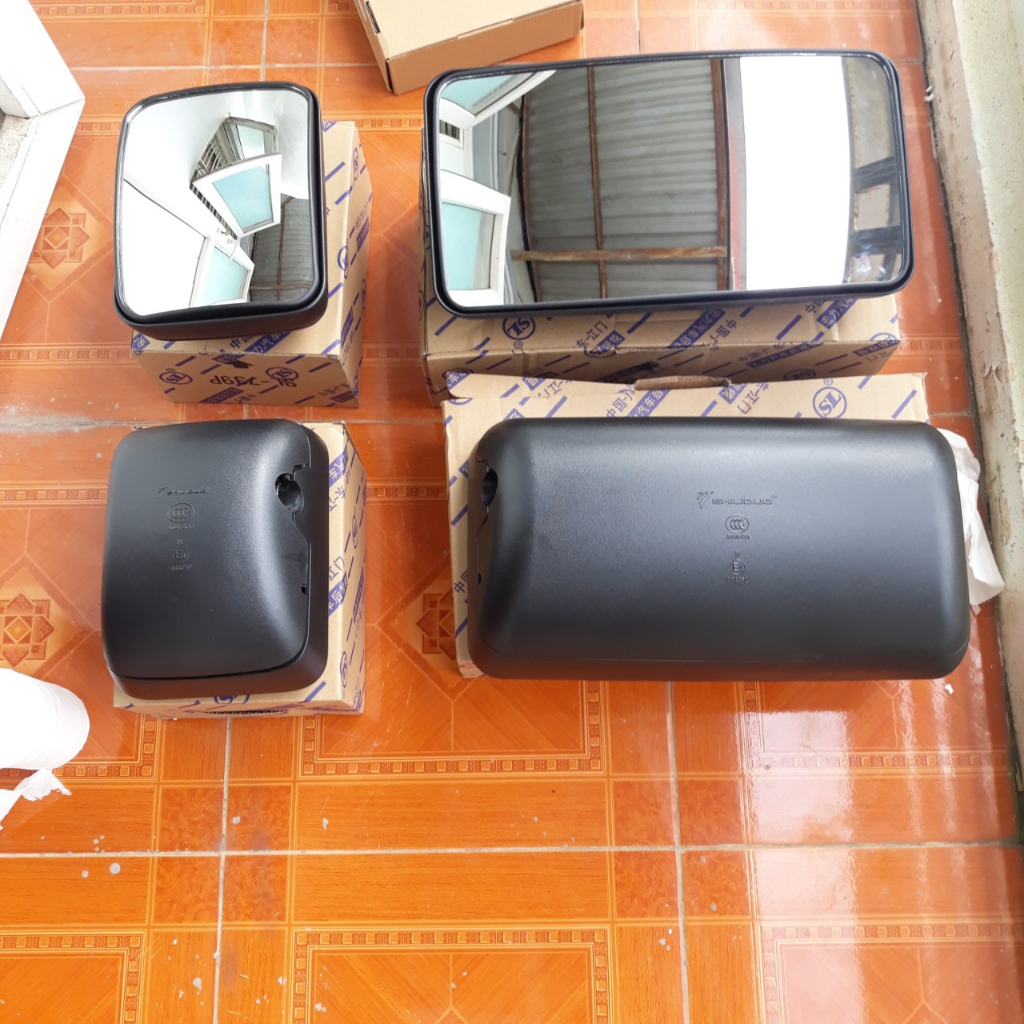 Gương chiếu hậu xe tải howo 371 380 366