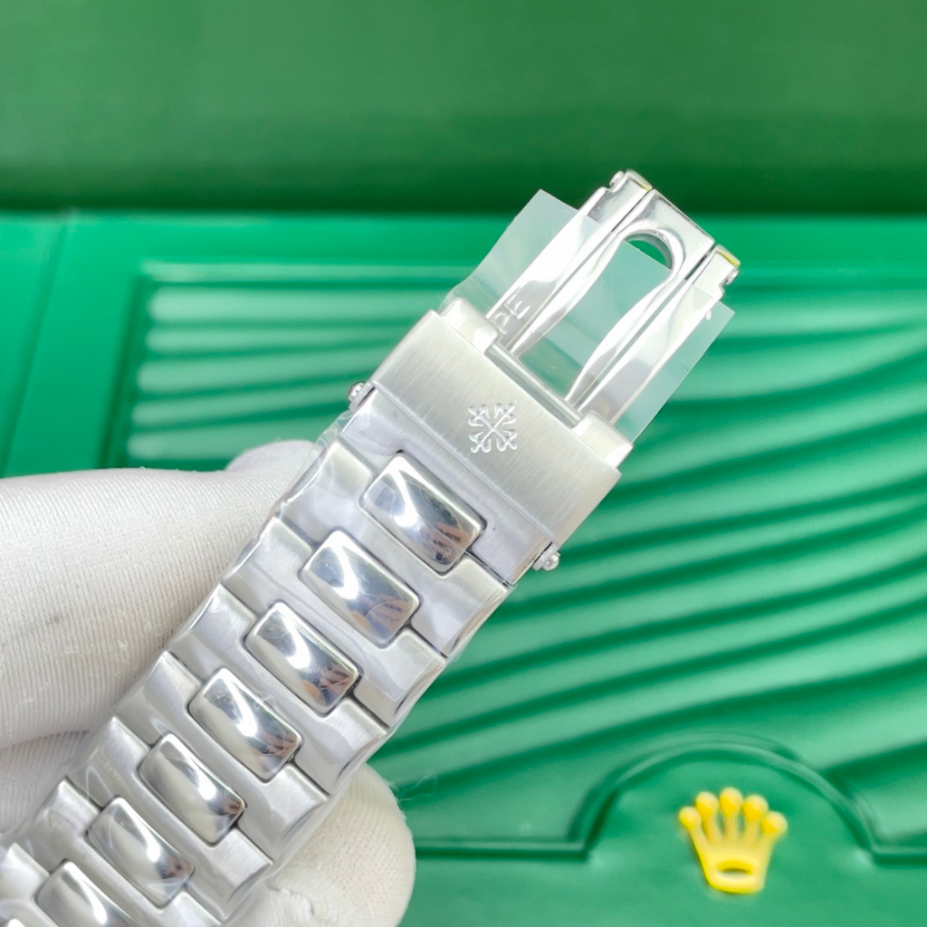 Đồng hồ nam Patek Phillip NautilusS 5712R 42mm máy cơ nhật cao cấp, chạy full 6 kim