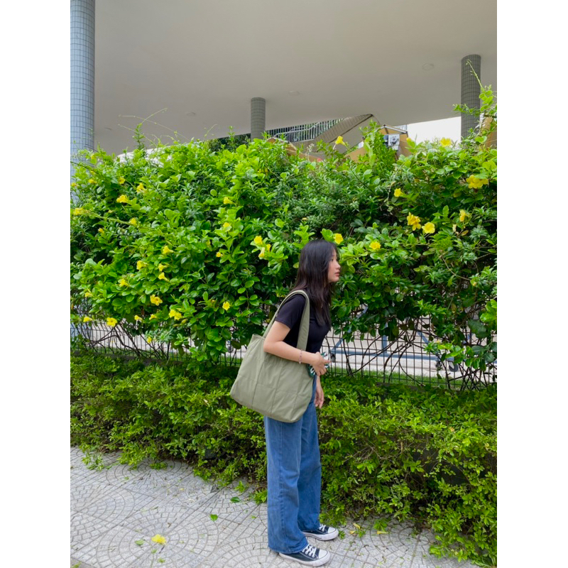 TÚI TOTE PHAO CHẦN BÔNG NHẸ KIỂU DÁNG BASIC @Tiemcuayuan._