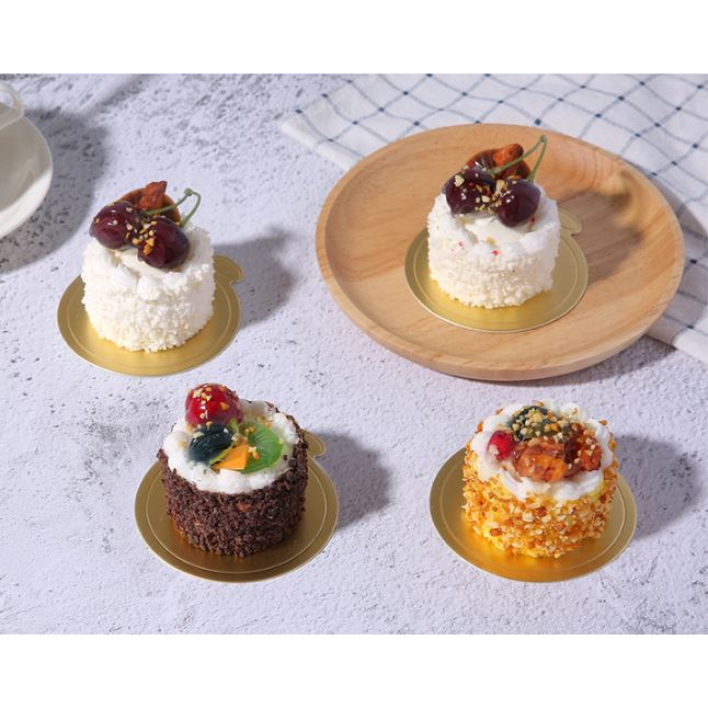 Set 100 Đế Giấy Lót Bánh Mousse Hình Tam Giác, Tròn, HCN, Hình Vuông Màu Vàng