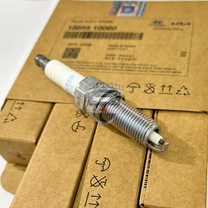 Bugi Hyundai Mobis NGK LKR6D nhập khẩu chính hãng, dùng cho xe Hyundai & Kia i10 i20 i30 Morning Carens ...