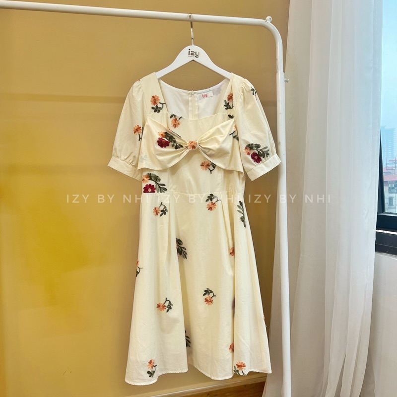 VÁY ĐẦM BIGSIZE THÔ THÊU HOA NƠ TRƯỚC - 23V08 - IZYBYNHI