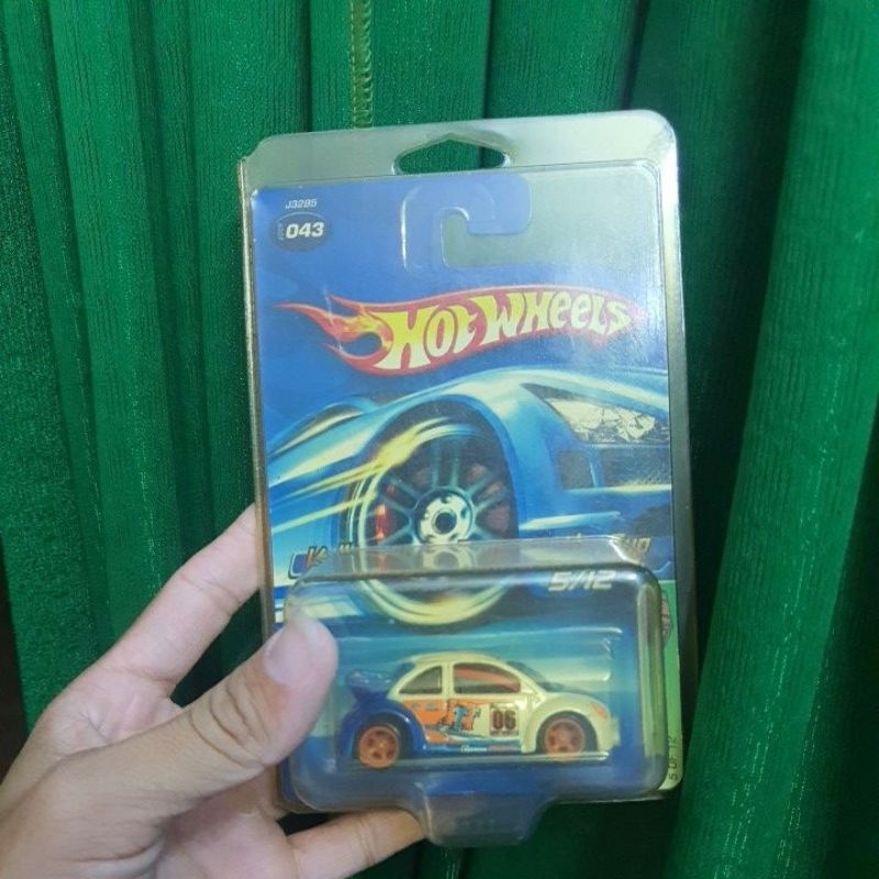 Xe Mô Hình Hot Wheels STH VolkSwagen New Beetle Cup