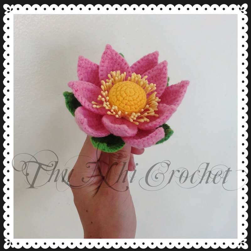 Hoa Sen bằng len handmade