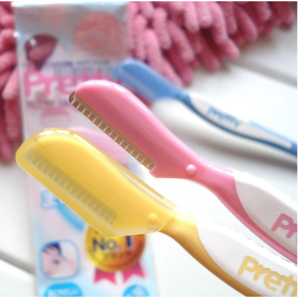 Dao Cạo Lông Mày Cán Dài Lưỡi Thép Không Gỉ Kai Pretty 00188