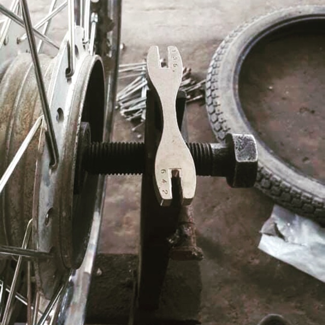 Cle Tăng Vành Thép Thái Lan, Dụng cụ sửa xe máy.