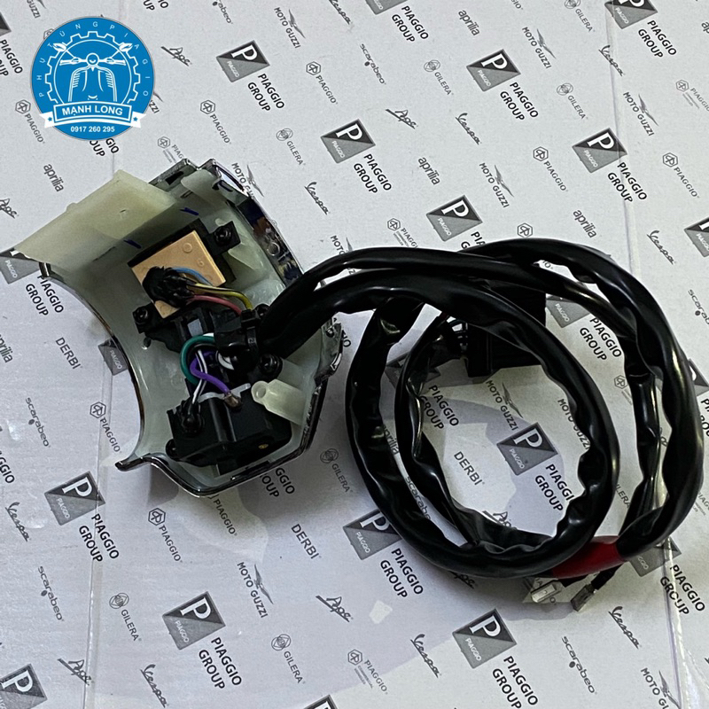 Cùm công tắc Vespa sprint ABS, Vespa primavera ABS