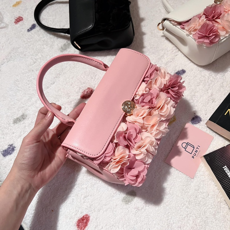 Túi cnk quai xách hoa nổi mới nhất xinh xĩu lun ạ 22cm