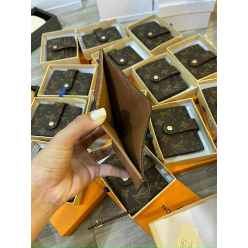 Túi ví mini lv để thẻ fullbox xịn sò nhìu ngăn