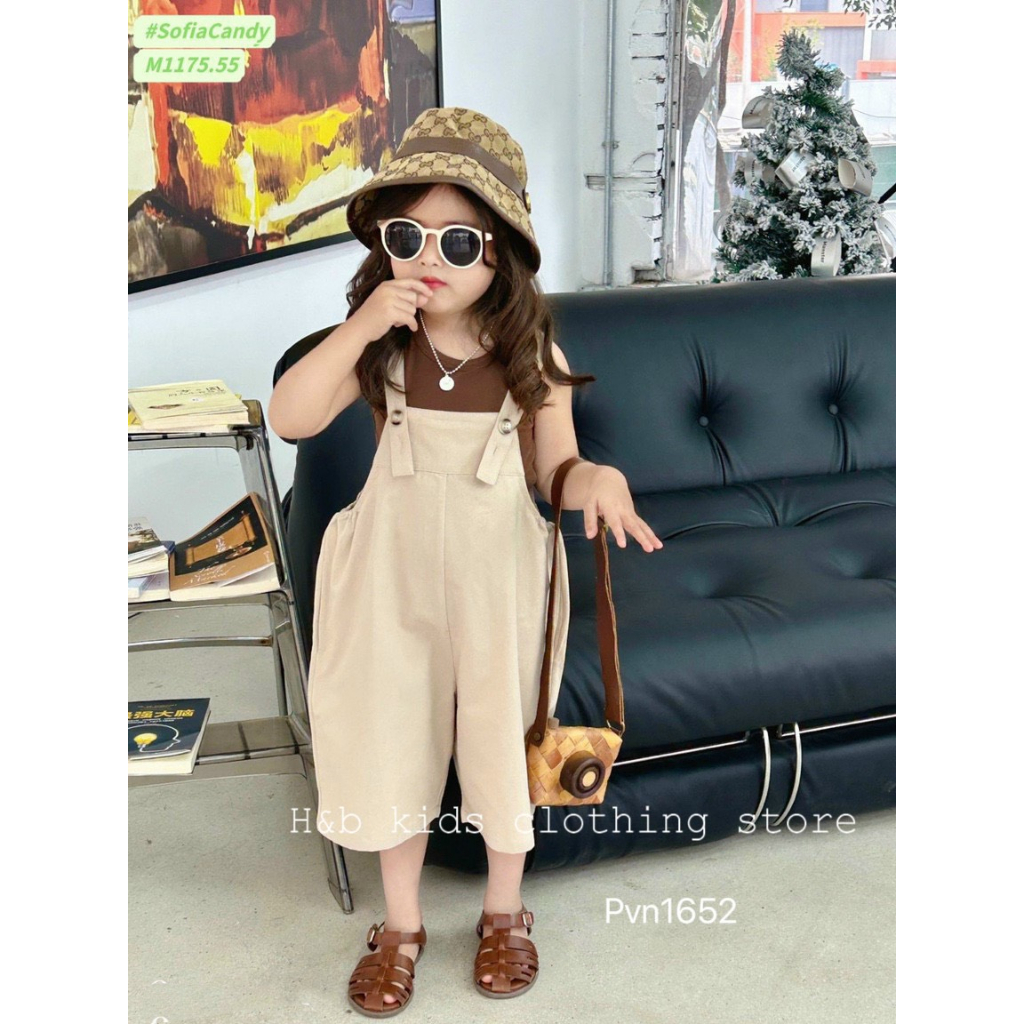 Set yếm kem áo nâu bé gái